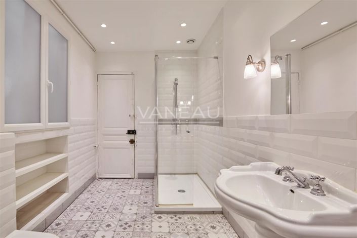 Image No.23-3 Bed Apartment for sale