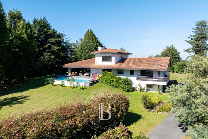 Image No.25-House for sale