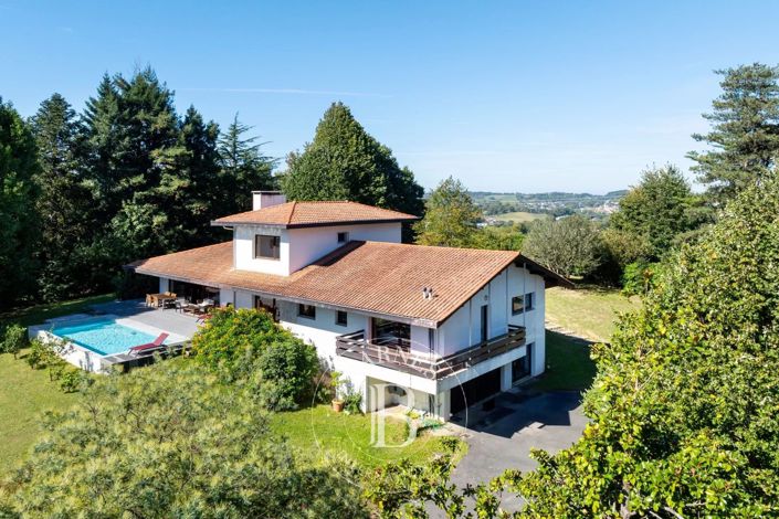 Image No.26-House for sale