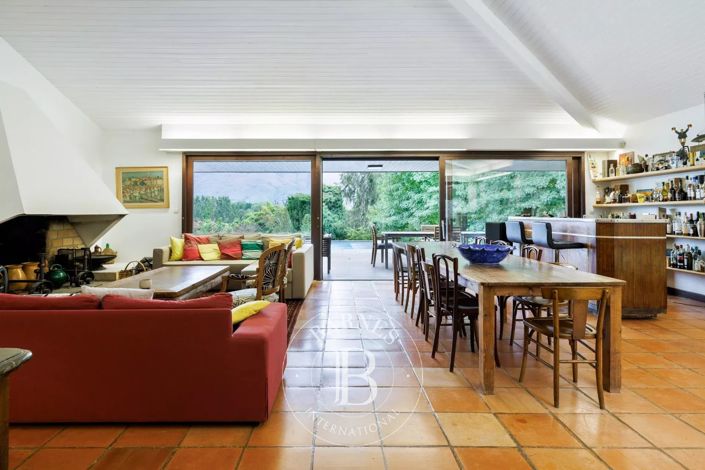 Image No.6-House for sale