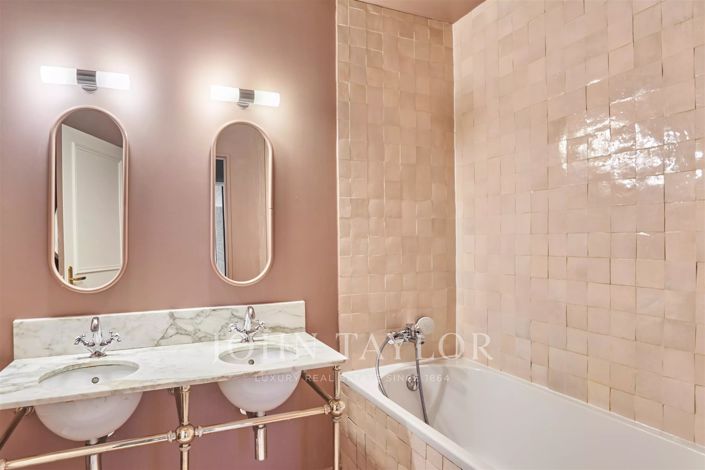 Image No.9-3 Bed House for sale