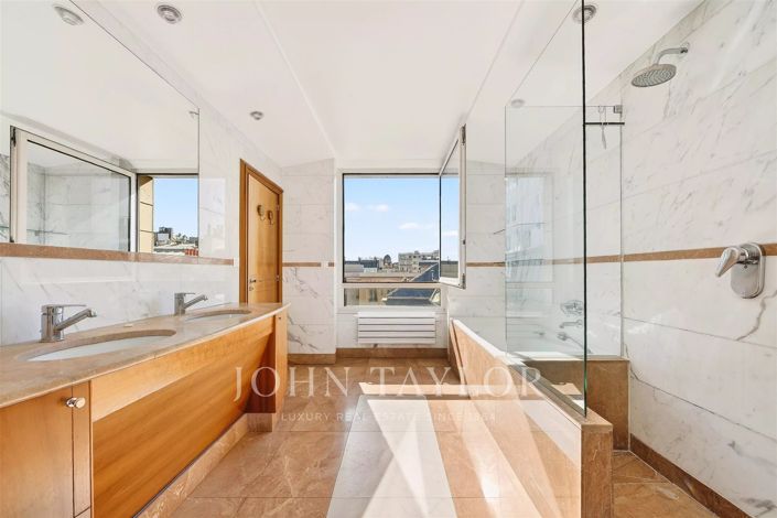 Image No.22-3 Bed Apartment for sale