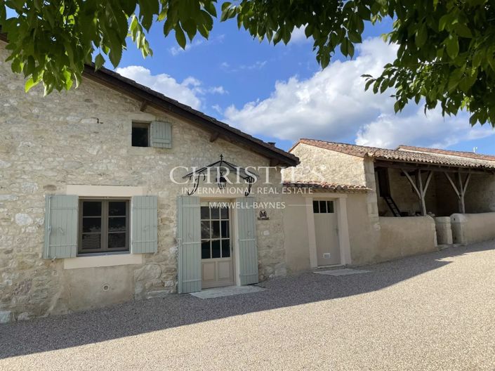 Image No.17-8 Bed House for sale