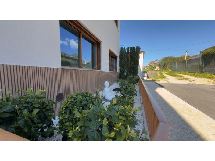 Image No.37-2 Bed Apartment for sale