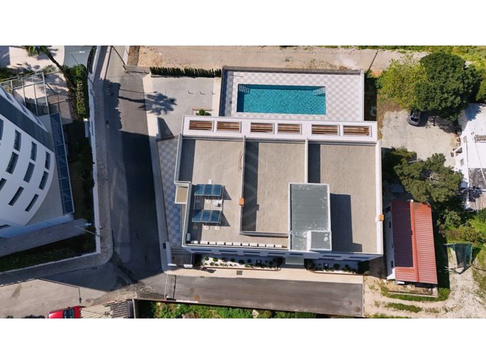 Image No.60-2 Bed Apartment for sale