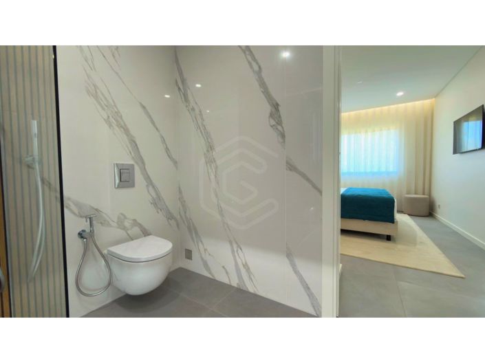 Image No.16-2 Bed Apartment for sale