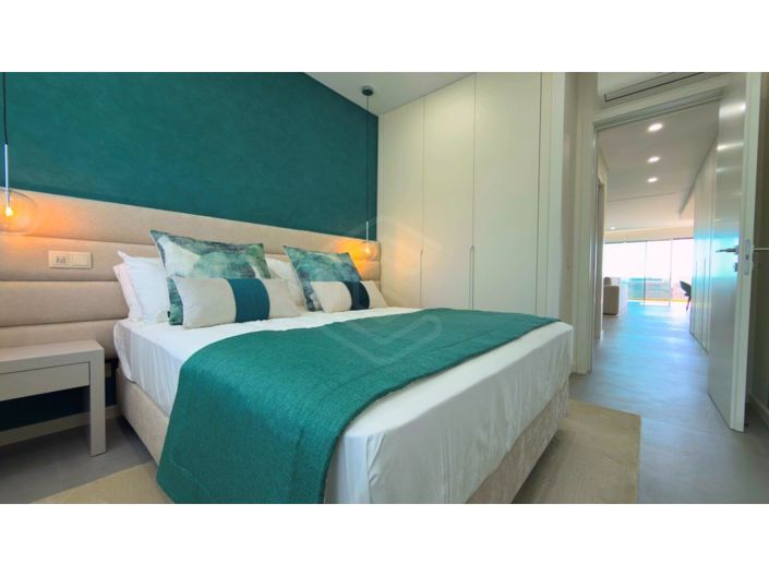 Image No.20-2 Bed Apartment for sale