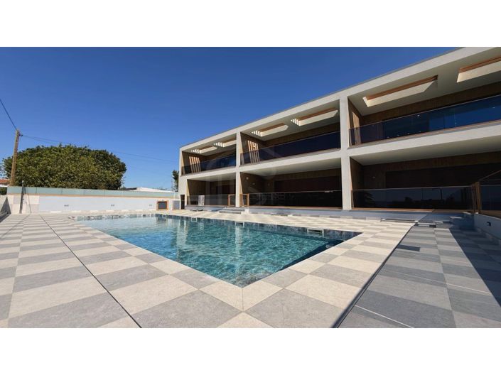 Image No.32-2 Bed Apartment for sale