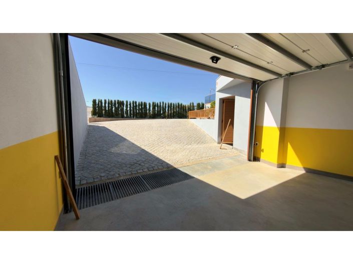 Image No.41-2 Bed Apartment for sale