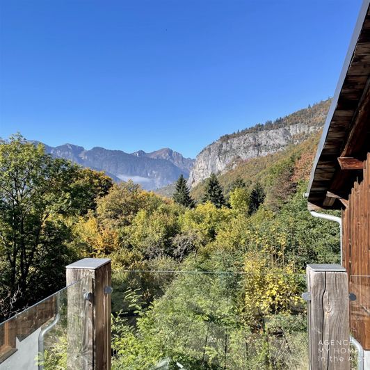 Image No.16-5 Bed House for sale