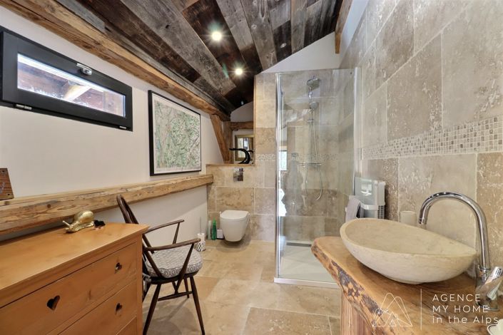 Image No.25-5 Bed House for sale