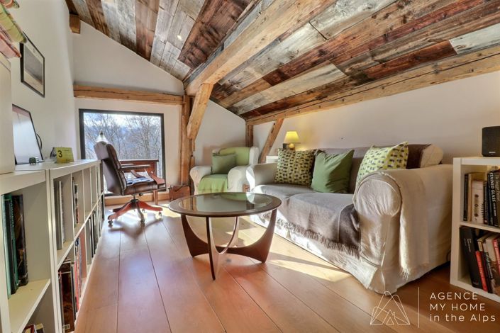 Image No.26-5 Bed House for sale