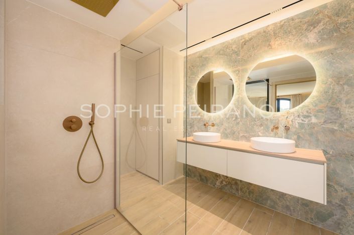 Image No.10-Maison de 5 chambres à vendre à Cannes