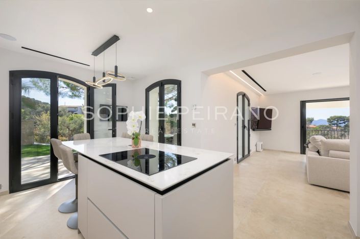 Image No.5-Maison de 5 chambres à vendre à Cannes