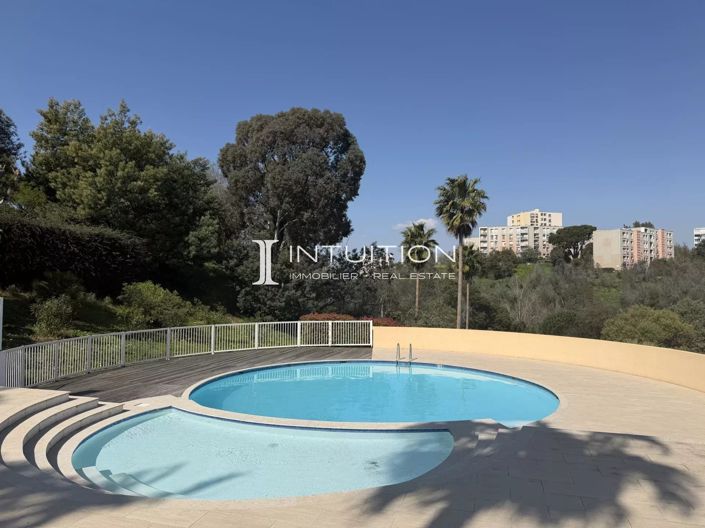 Image No.28-2 Bed Apartment for sale