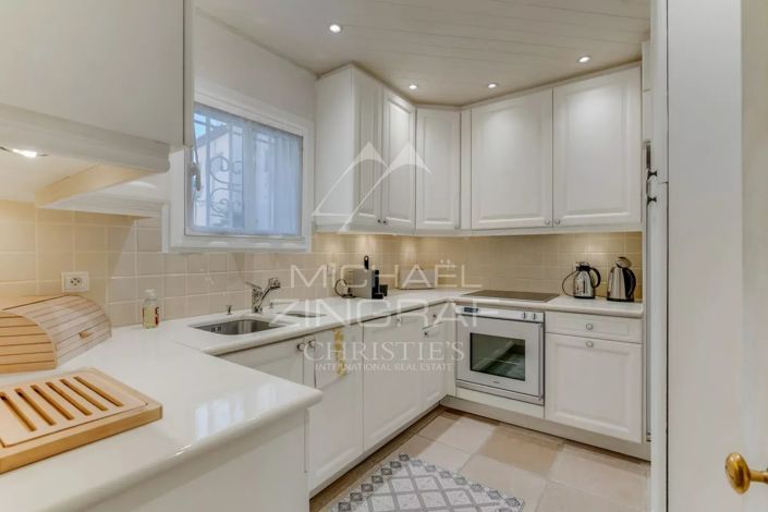 Image No.5-3 Bed House for sale