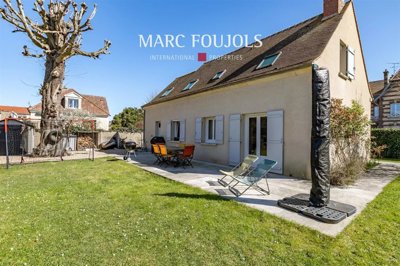 1 - Chantilly, House