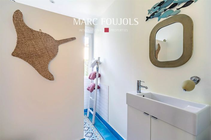 Image No.13-3 Bed House for sale