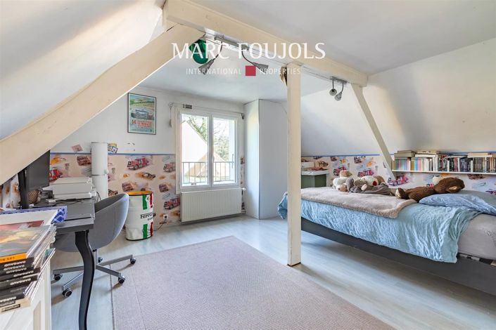 Image No.17-3 Bed House for sale