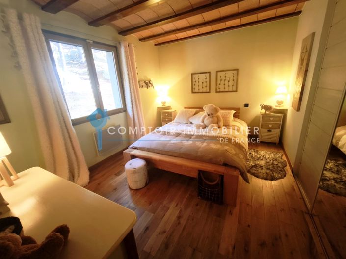 Image No.8-4 Bed House for sale