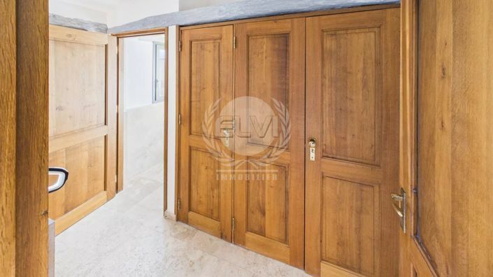 Image No.18-3 Bed House for sale