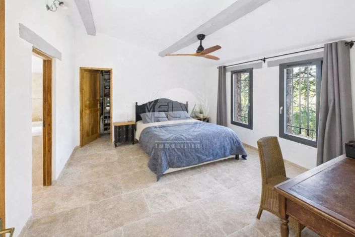 Image No.19-3 Bed House for sale