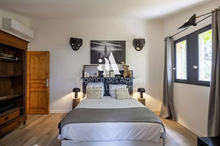 Image No.14-3 Bed House for sale