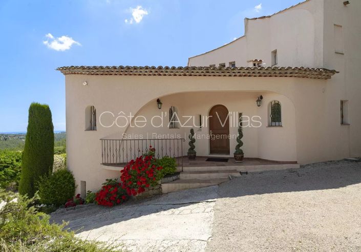 Image No.17-6 Bed House for sale