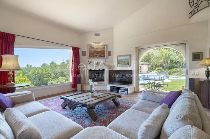 Image No.5-6 Bed House for sale