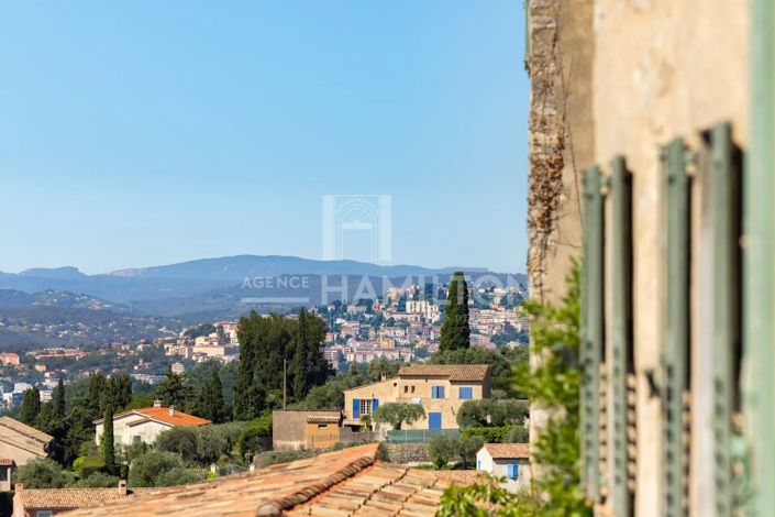 Image No.18-2 Bed House for sale