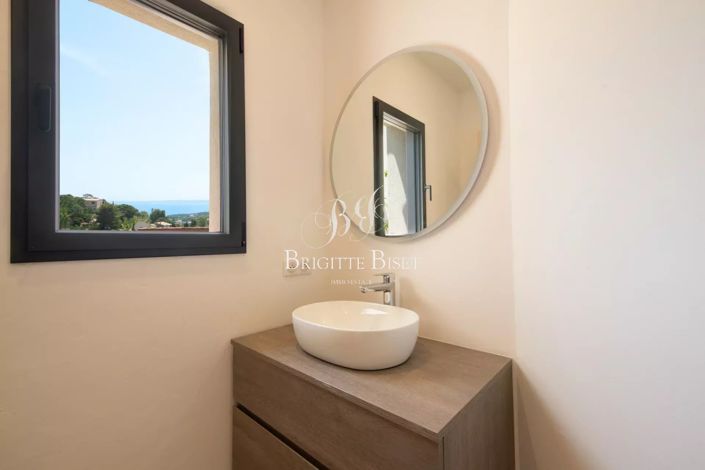 Image No.8-Maison de 4 chambres à vendre à Les Issambres