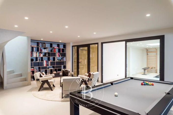 Image No.23-7 Bed House for sale