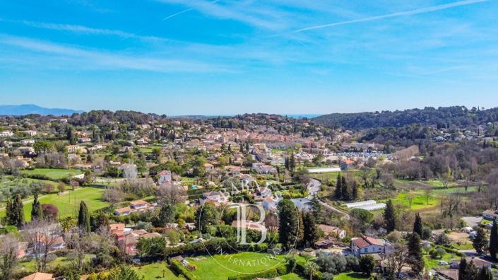 Image No.3-Maison de 4 chambres à vendre à Châteauneuf-Grasse