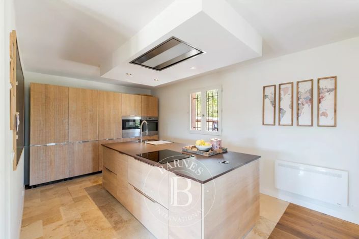 Image No.9-Maison de 4 chambres à vendre à Châteauneuf-Grasse