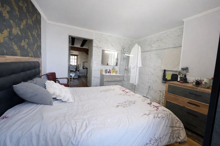 Image No.9-3 Bed House for sale