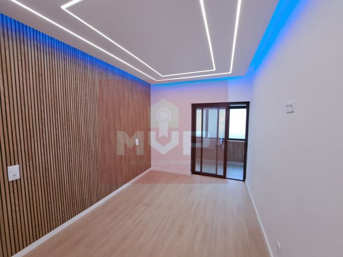 Image No.10-3 Bed Apartment for sale