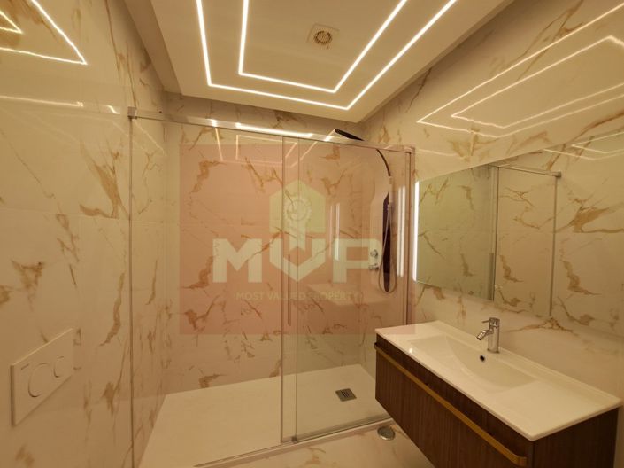 Image No.8-3 Bed Apartment for sale