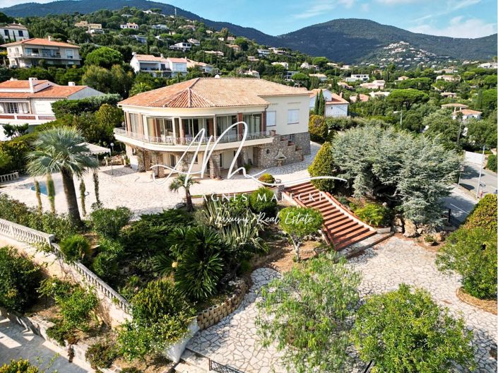 Image No.7-3 Bed House for sale