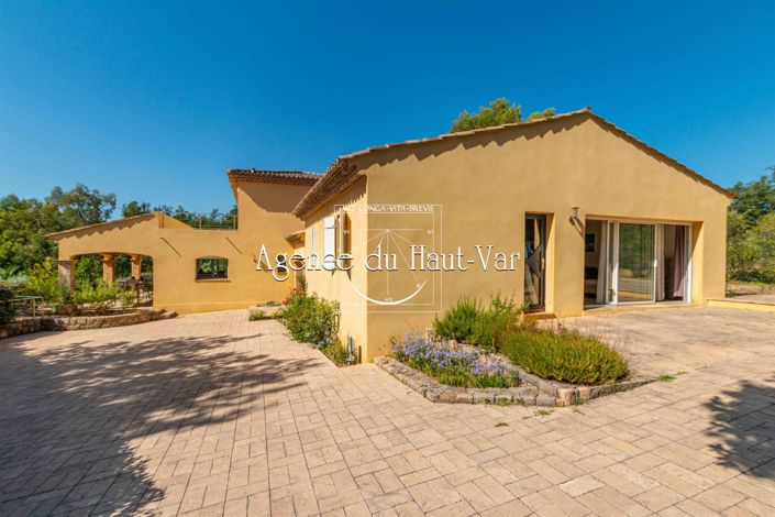 Image No.18-4 Bed House for sale