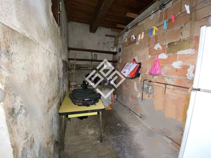 Image No.10-4 Bed House for sale