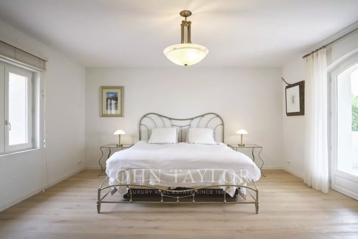 Image No.12-6 Bed House for sale