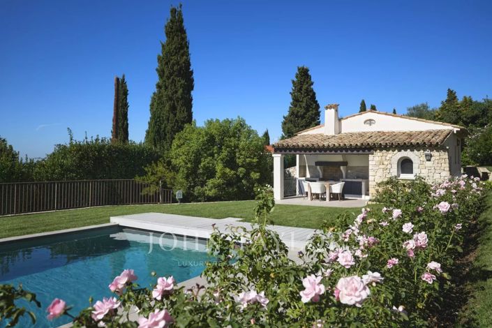 Image No.19-6 Bed House for sale