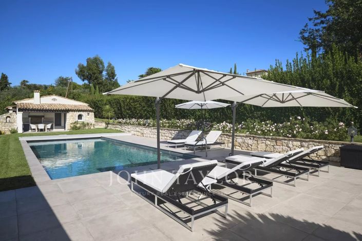 Image No.2-6 Bed House for sale