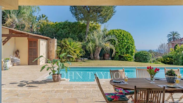 Image No.3-4 Bed House for sale