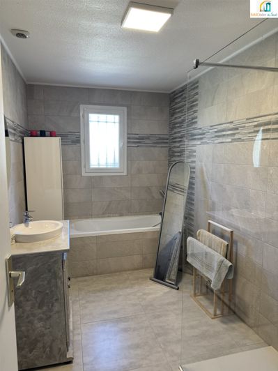 Image No.5-Maison de 4 chambres à vendre à Vézénobres