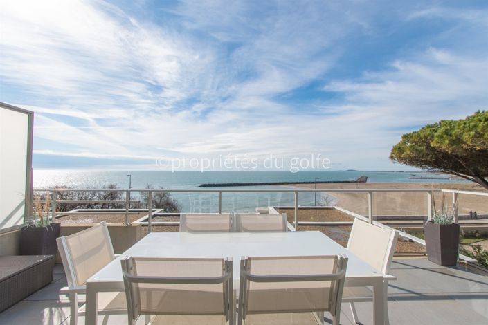 Image No.21-3 Bed Apartment for sale