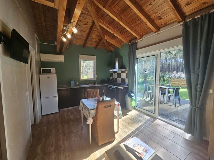 Image No.11-3 Bed House for sale