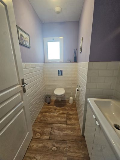 Image No.14-3 Bed House for sale