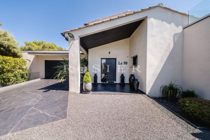 Image No.3-4 Bed House for sale