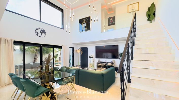 Image No.4-3 Bed House for sale